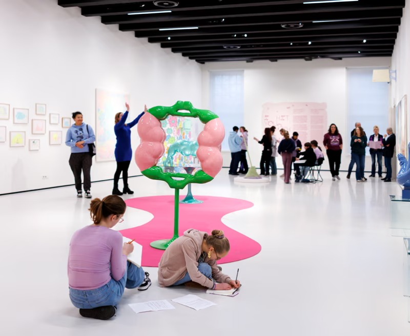 Paarse vrijdag Stedelijk museum 