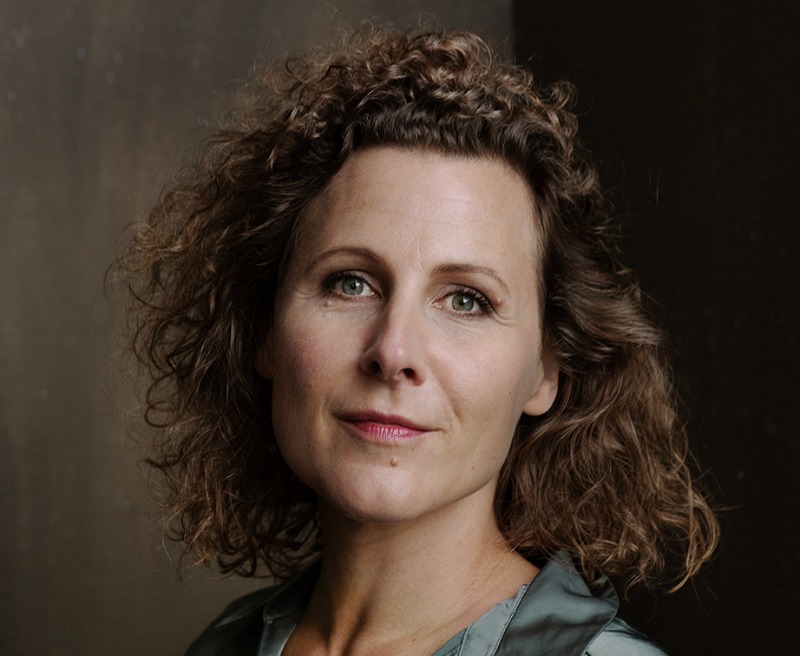 Ester Naomi Perqui | literair café