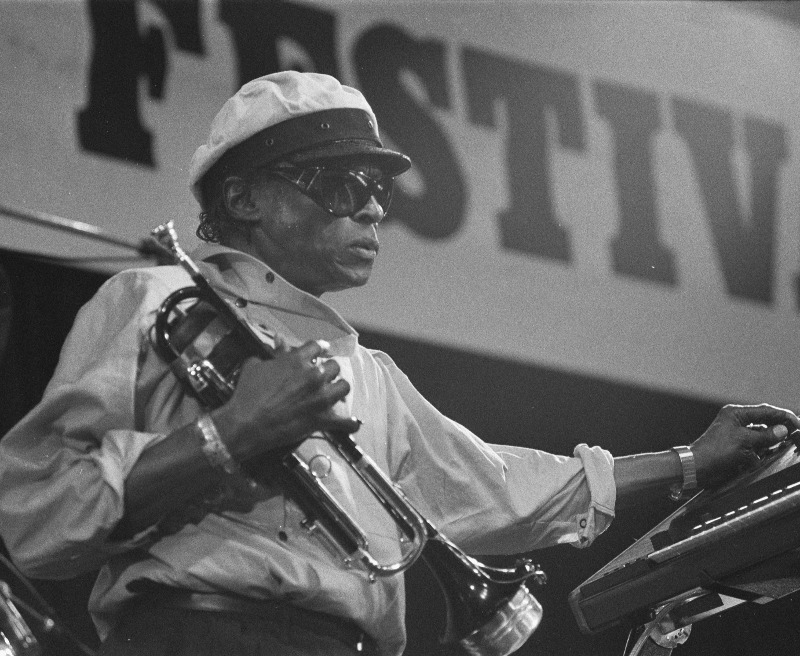 Speciale openstelling: Jazzfoto’s – Miles 100 + Remember Sonny Rollins