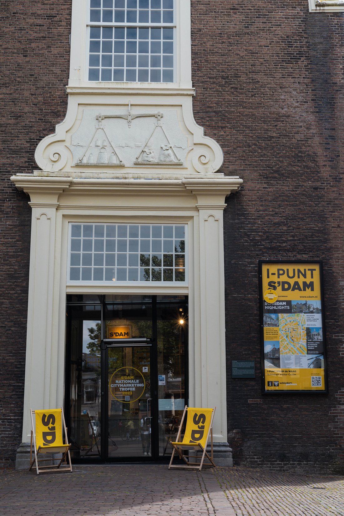 Openingstijden I-punt